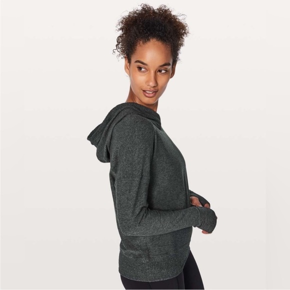 Lululemon Women Lead The Pack Hoodie Pullover Sz 10 Heather Grey Hidden Zip Pkt - Picture 16 of 16